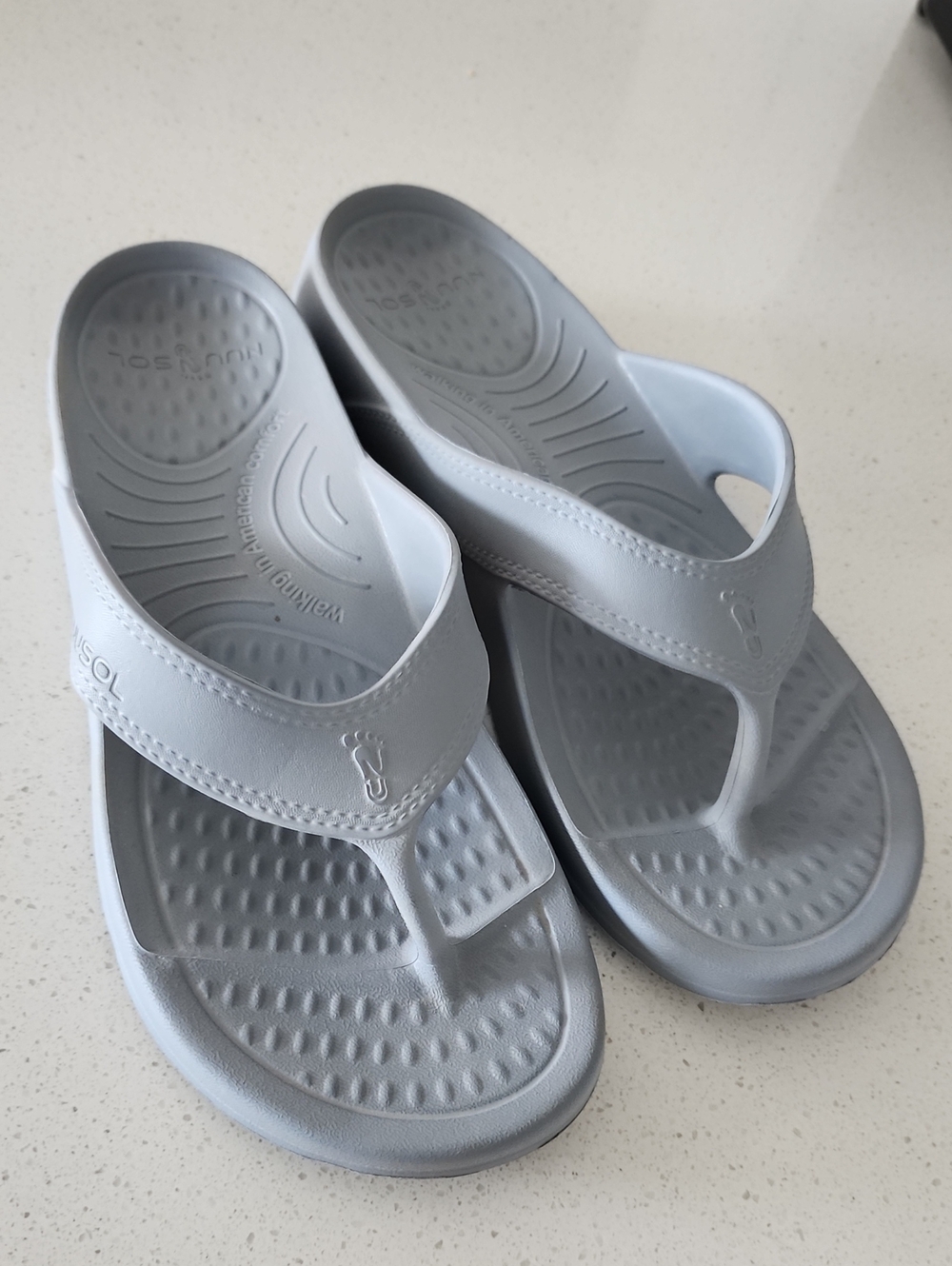 Women's Light Gray Nuusol Foam Flip-Flop Sandals, Made In USA, 8